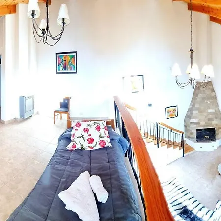 Esquel House Hermosa Casa Con Vista A La Montana Exterior photo