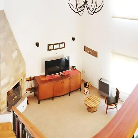 Esquel House Hermosa Casa Con Vista A La Montana Exterior photo